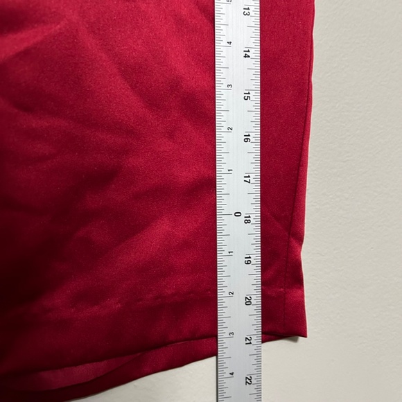 David's Bridal Red Pencil Skirt 10 Silky Satin Christmas Office Holiday Party - Picture 10 of 10